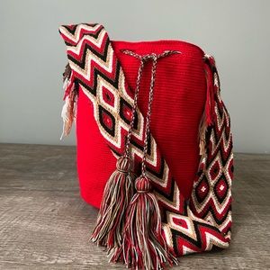 New 100% authentic wayuu mochila bag.